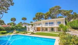 Arrendamento de curta duraçāo Villa Antibes