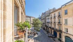 Venda Apartamento Bordeaux